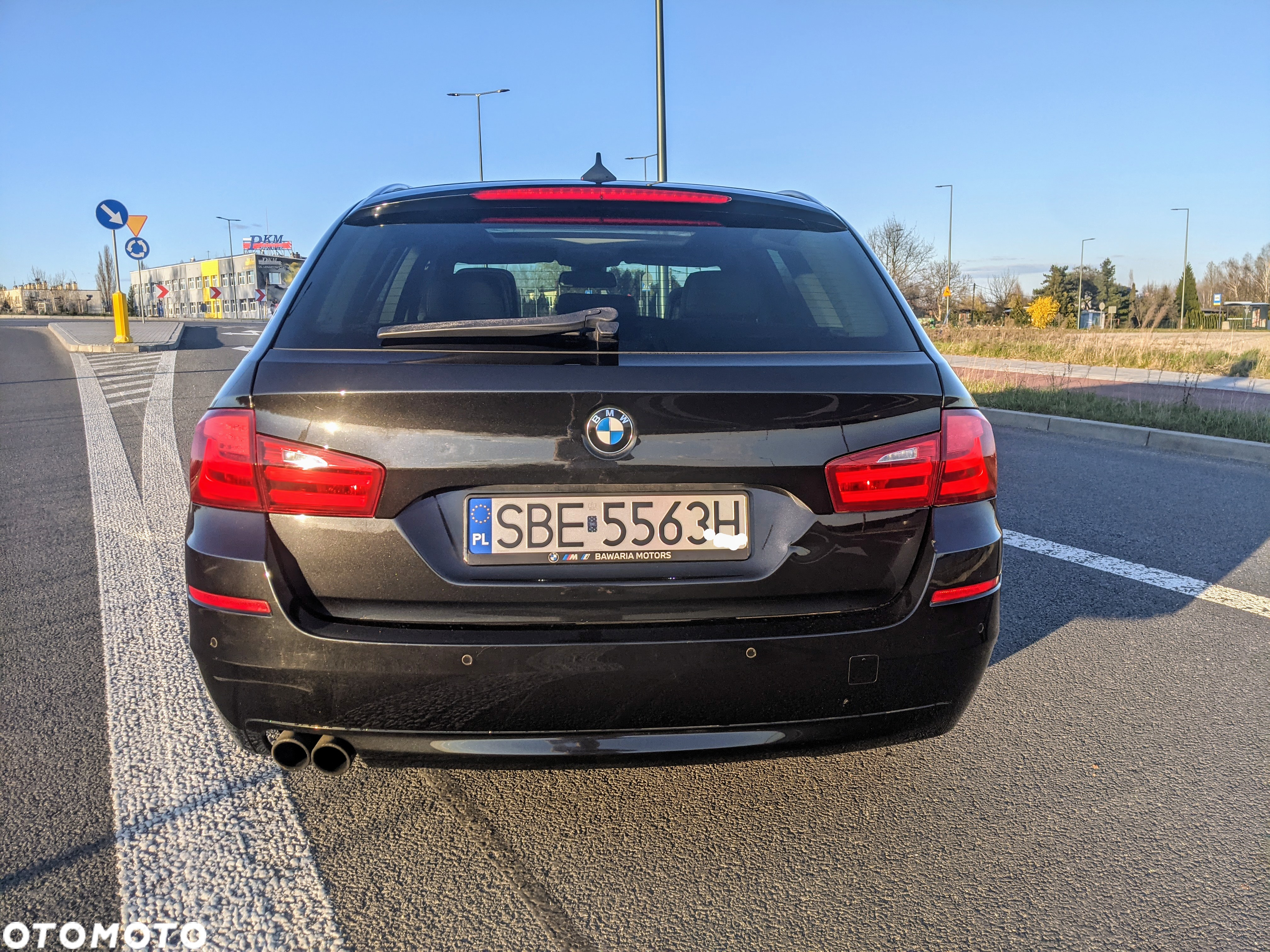 BMW Seria 5 525d xDrive - 11