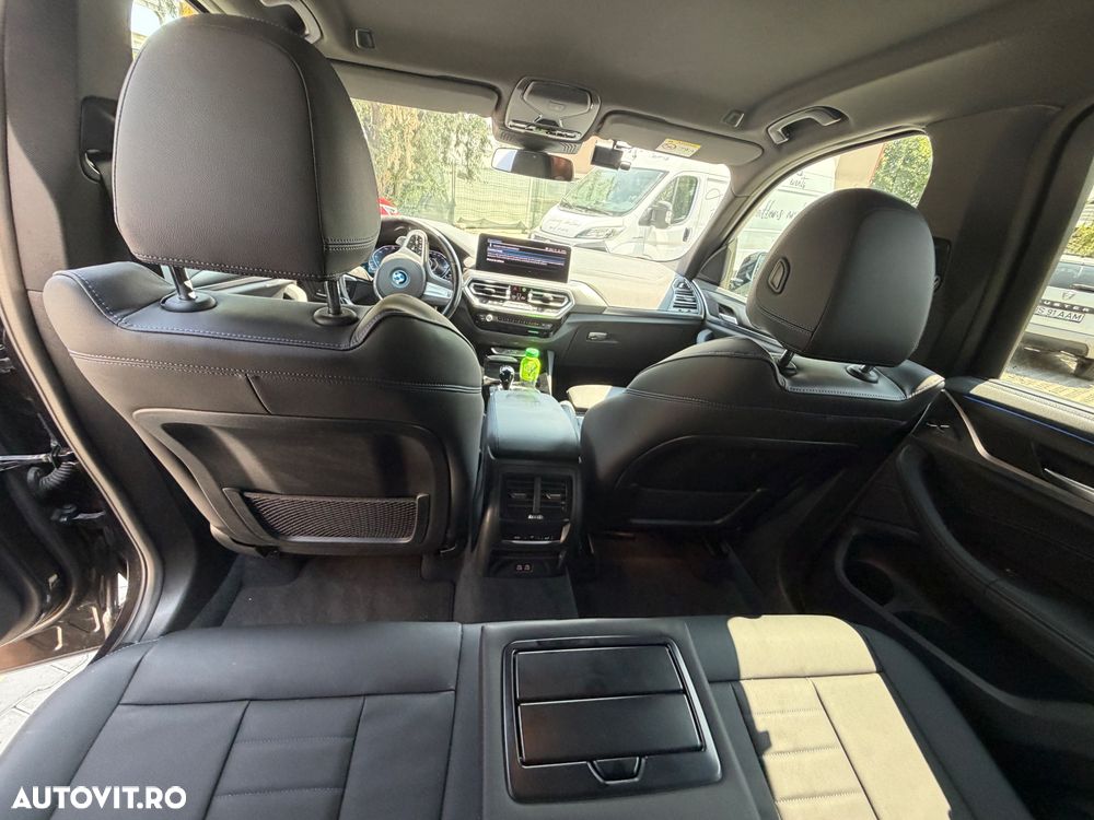 BMW X3 xDrive30e AT PHEV - 16