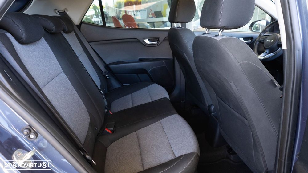 Kia Stonic 1.2 Urban - 12