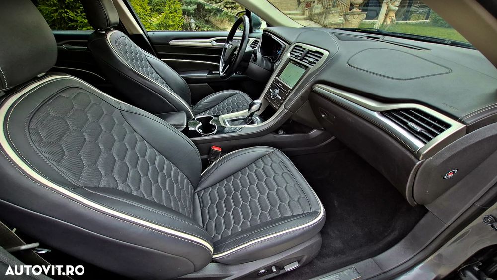 Ford Mondeo 2.0 CVT VIGNALE - 24