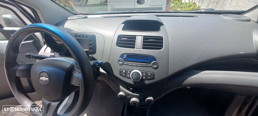Chevrolet Spark 1.0 L - 7