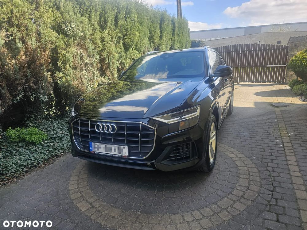 Audi Q8 55 TFSI mHEV Quattro Tiptronic - 1