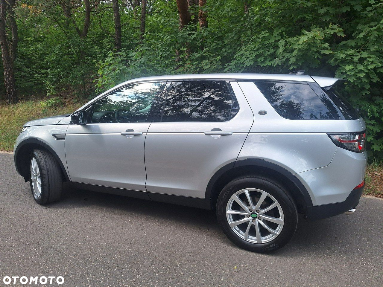 Land Rover Discovery Sport - 34