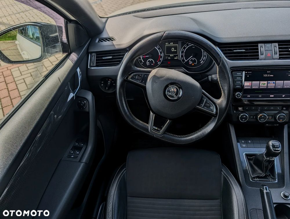 Skoda Octavia 2.0 TDI RS - 9
