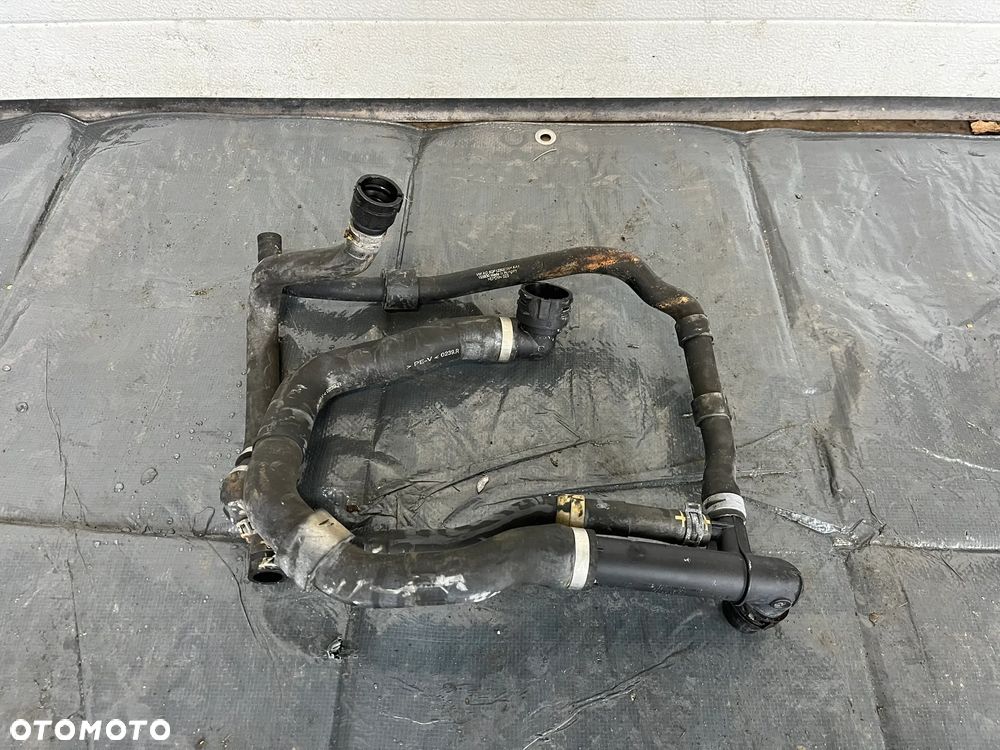 VW Skoda Audi Wąż przewód cieczy chłodzącej 5QF122051AH 5QF122051AJ - 1