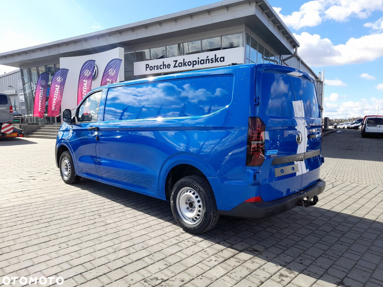 Volkswagen Transporter Transporter Furgon 2.0 TDI 150 KM skrzynia biegów: 6M rozstaw osi: 3500 mm - 3