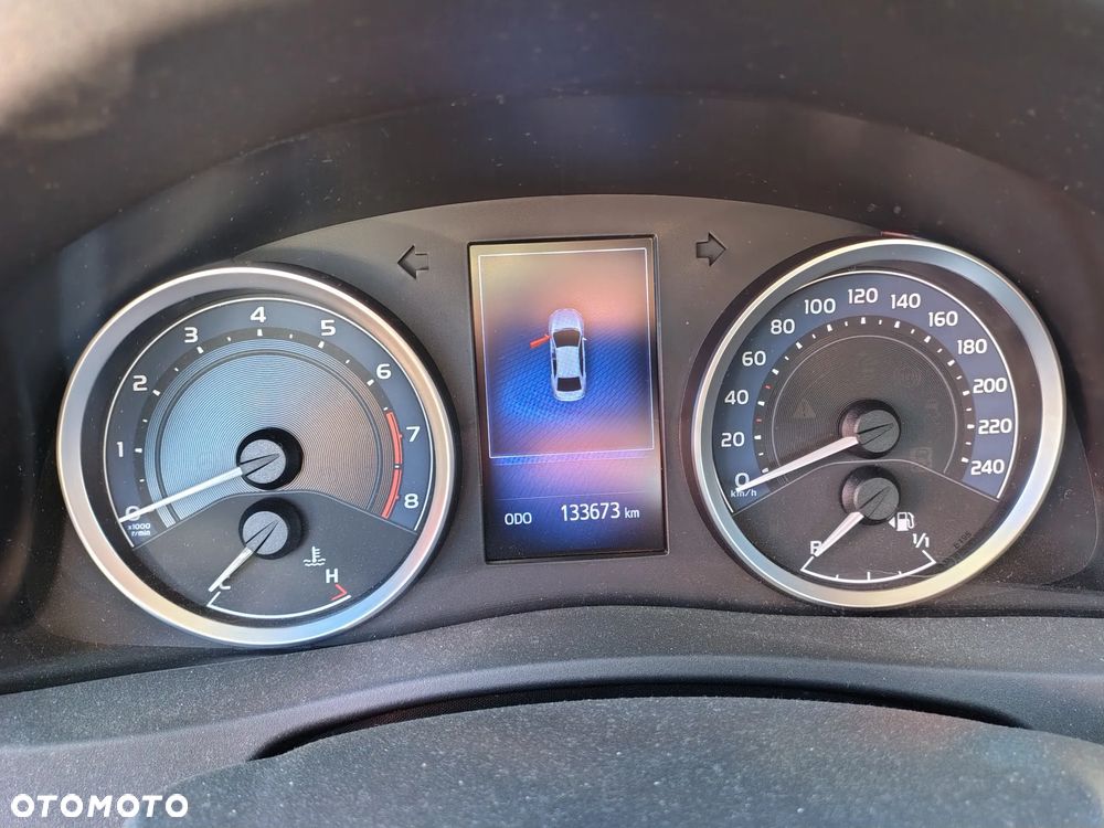 Toyota Corolla 1.6 Comfort - 8