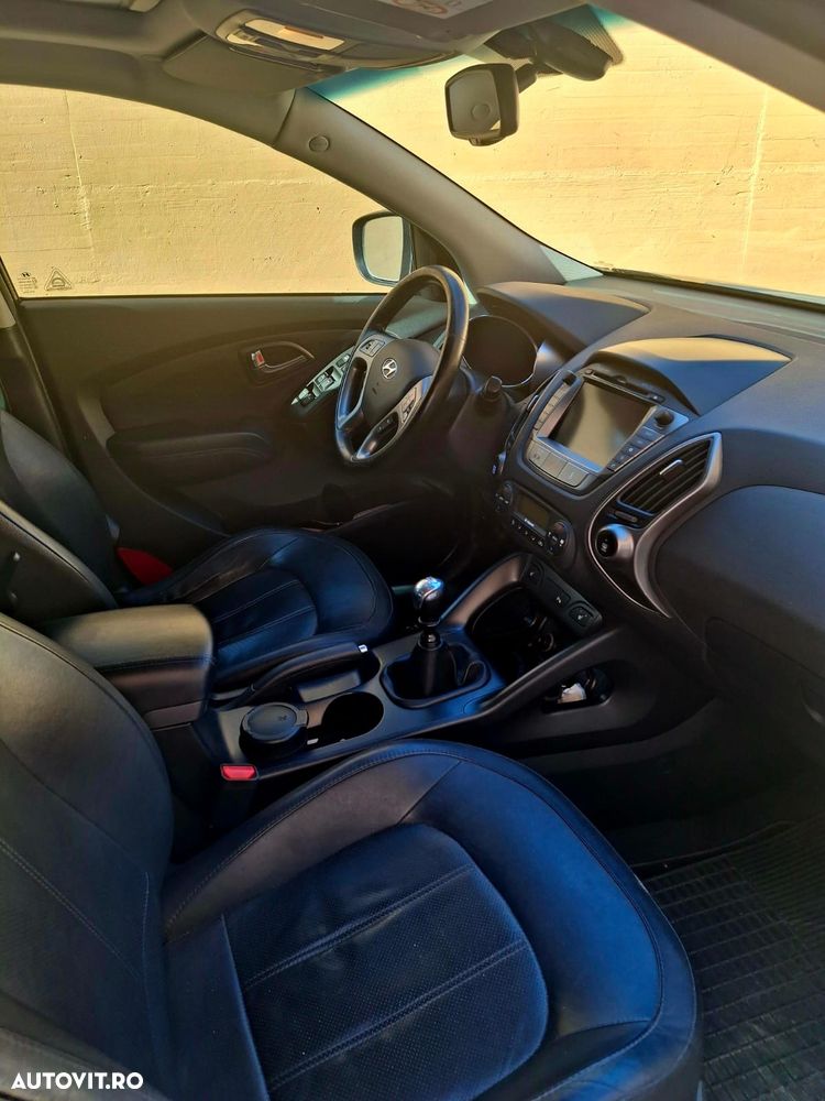 Hyundai ix35 1.7 CRDI 2WD Fifa World Cup Edition - 8
