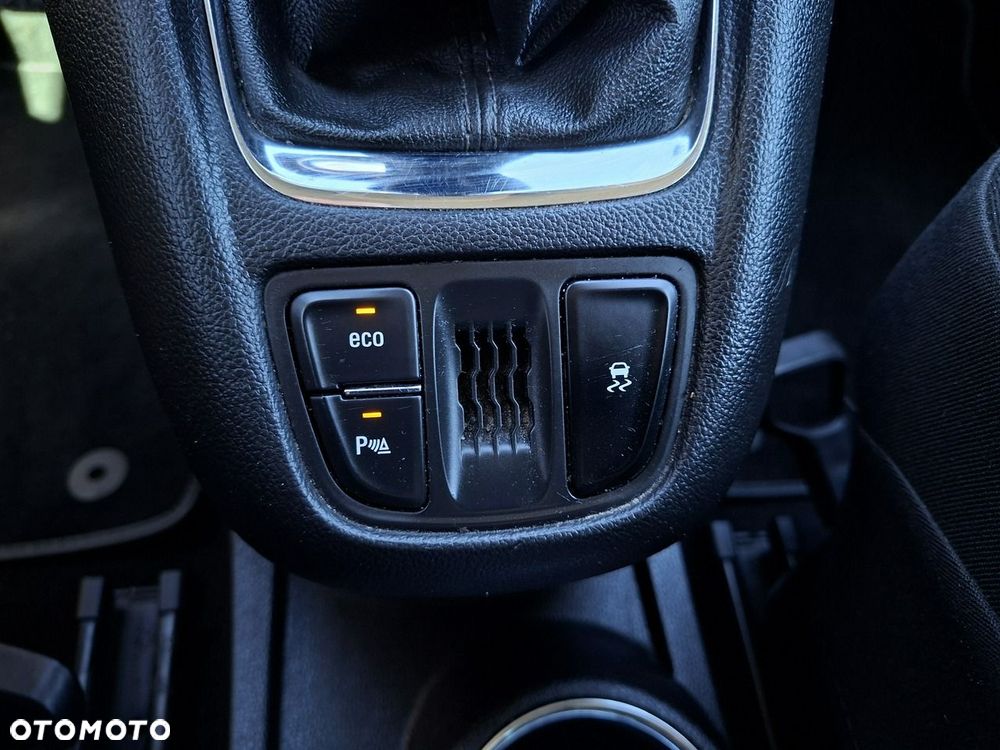 Opel Zafira Tourer 1.4 Turbo Selection - 26