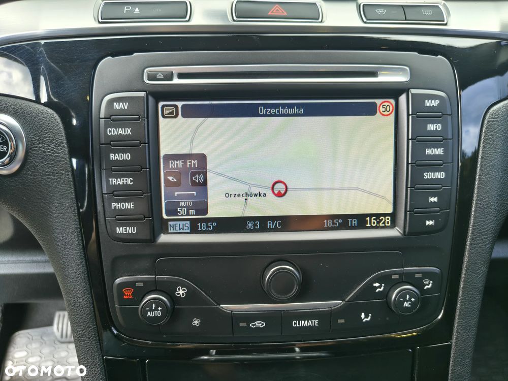 Ford S-Max - 31