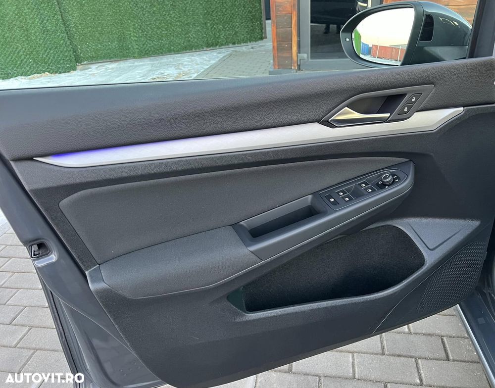 Volkswagen Golf 2.0 TDI SCR DSG Life - 21