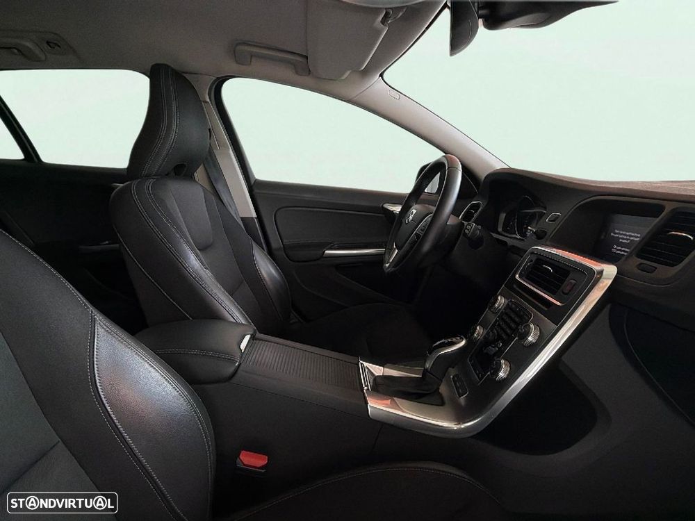 Volvo V60 - 16