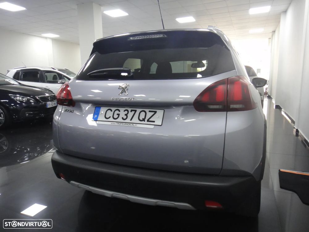 Peugeot 2008 PureTech 110 Stop&Start EAT6 Allure - 8