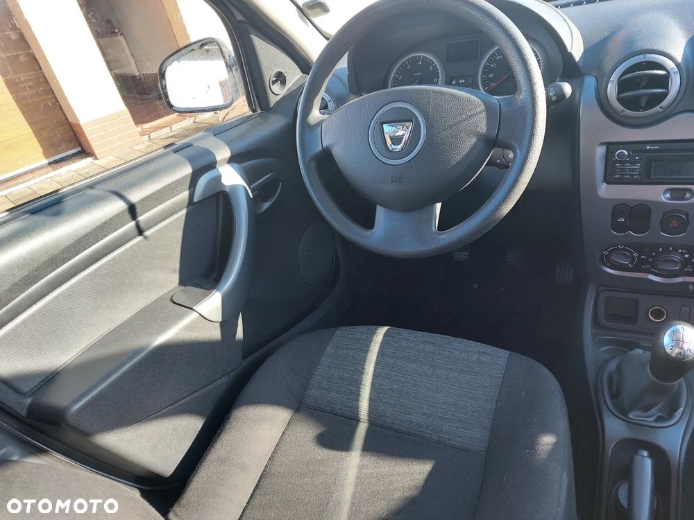 Dacia Duster 1.6 16V 4x2 Essentiel - 8