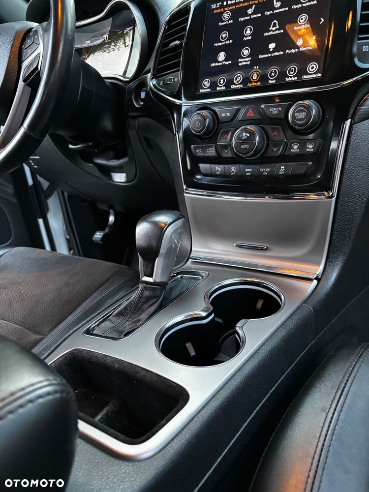Jeep Grand Cherokee 3.6 V6 Laredo - 12