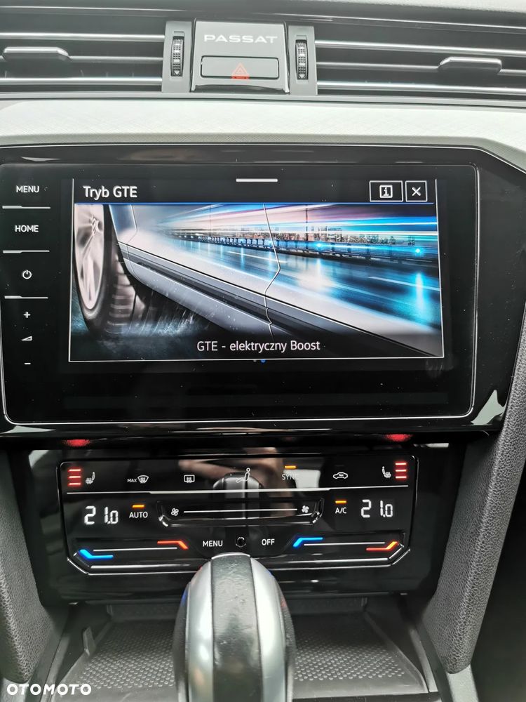 Volkswagen Passat - 29