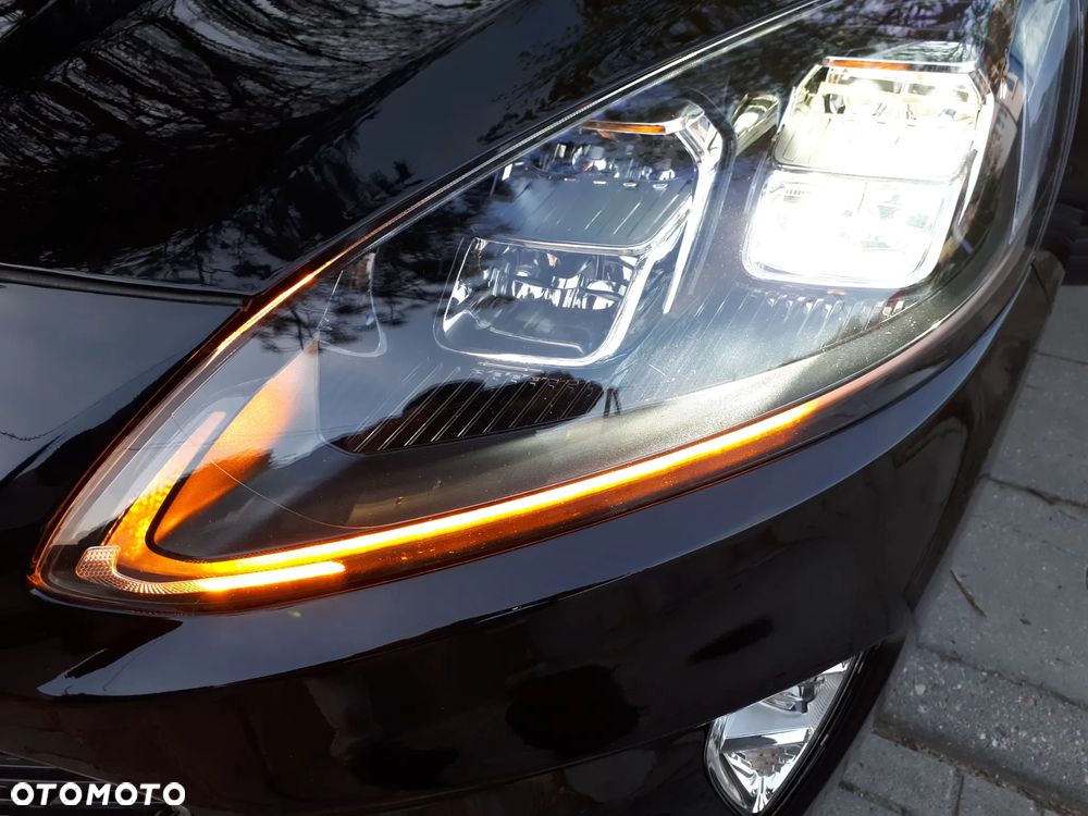Ford Escape 2.0 EcoBoost AWD Titanium - 28
