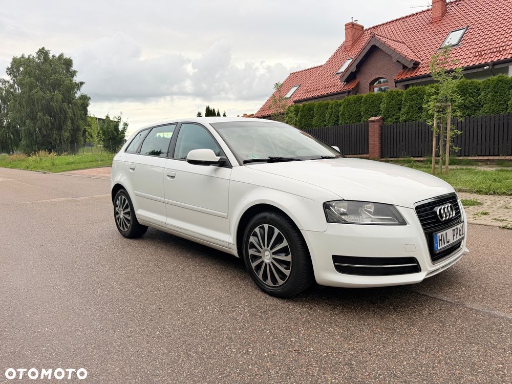 Audi A3 Sportback - 19