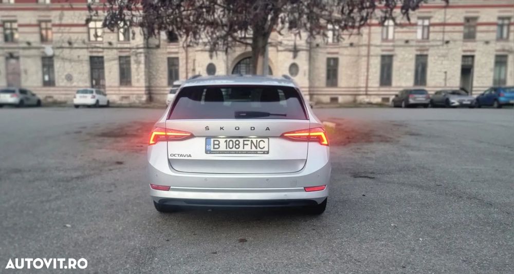Skoda Octavia Combi Diesel 2.0 TDI DSG Ambition - 18