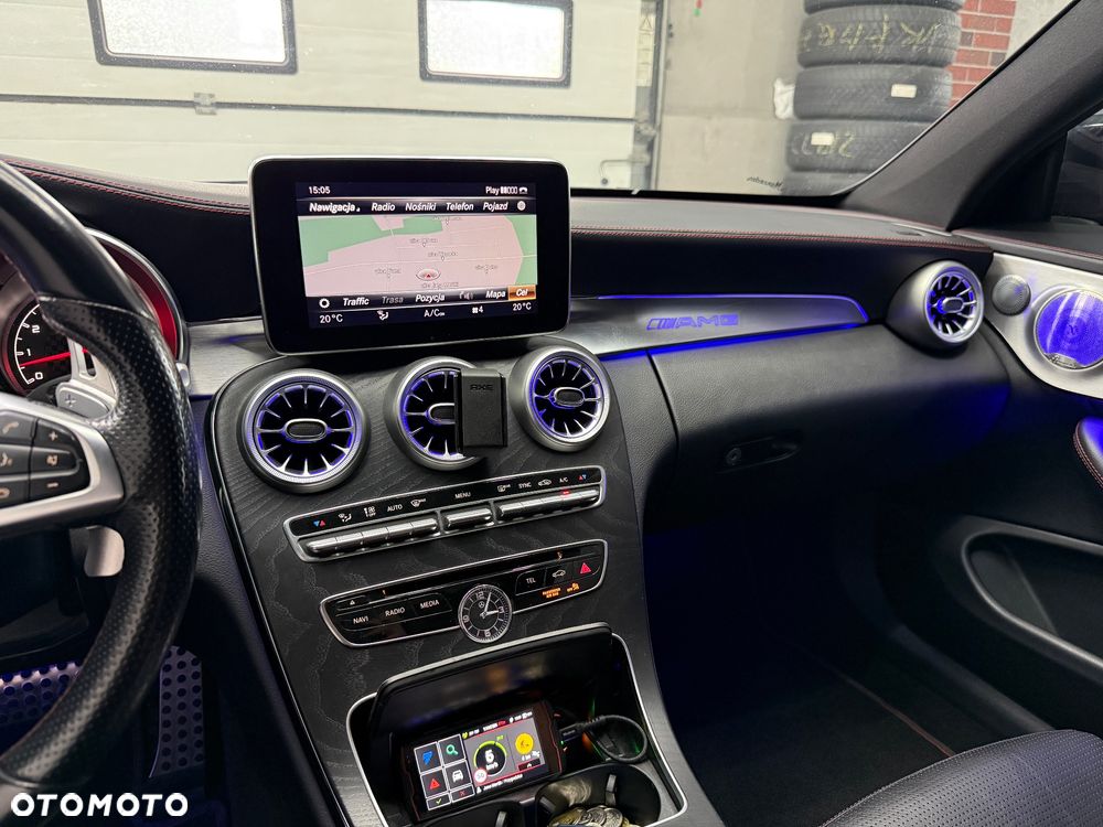 Mercedes-Benz Klasa C AMG 43 4Matic 9G-TRONIC - 15