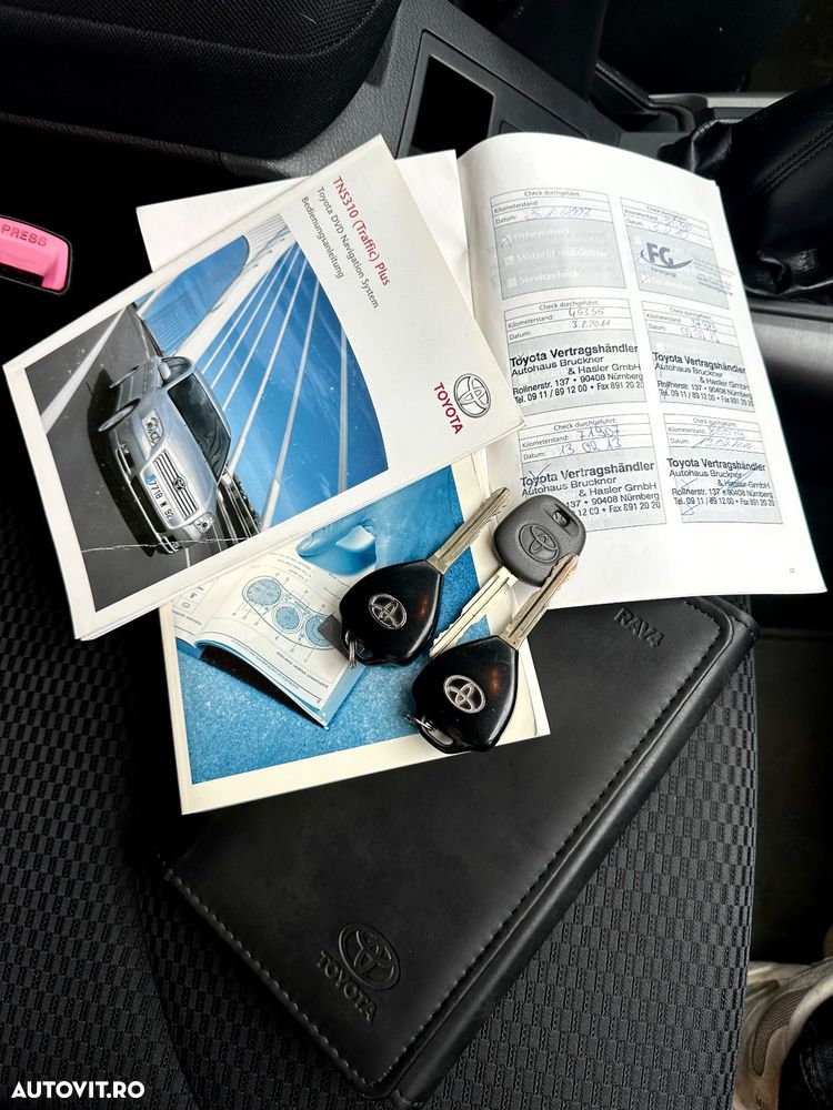 Toyota RAV4 2.2 D-4D Executive - 10