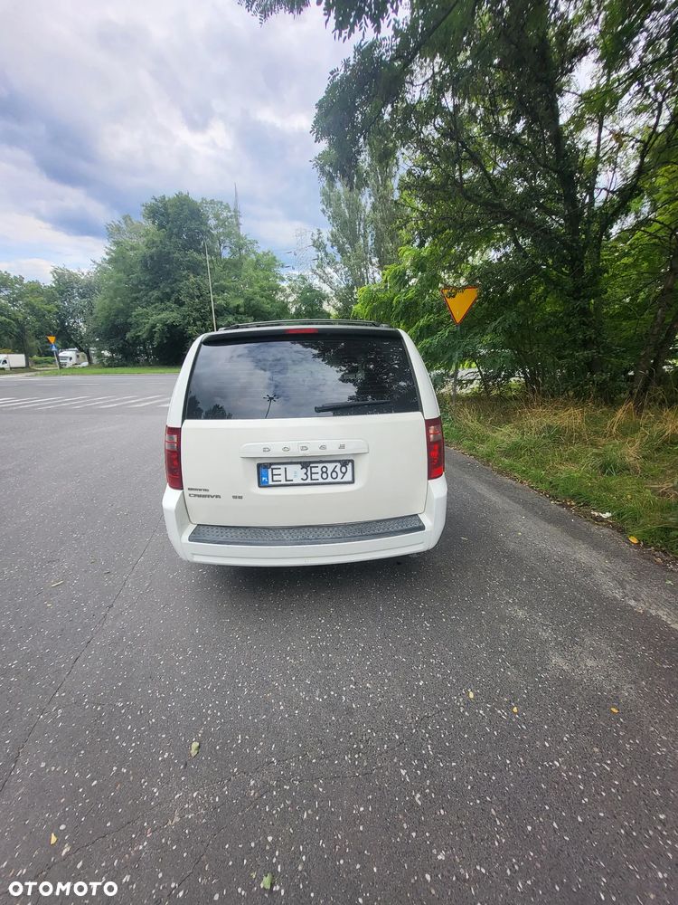 Dodge Grand Caravan 3.3 SE - 4