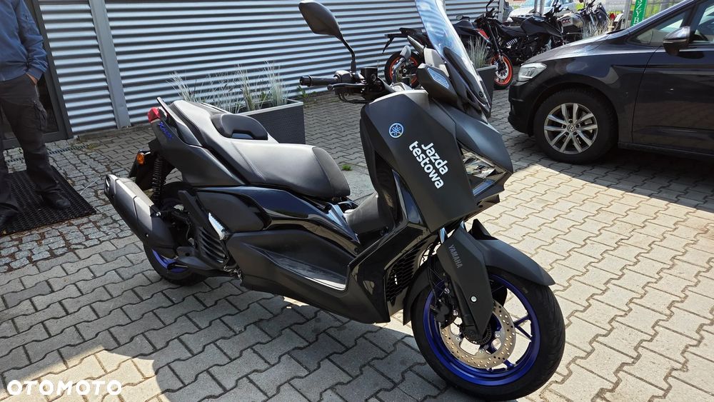 Yamaha X-max - 1