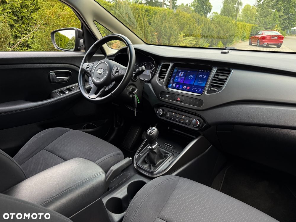 Kia Carens 1.6 GDI Dream Team Edition - 7