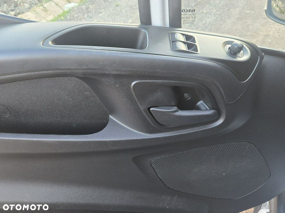 Iveco Daily  72C180 euro 6 - 33