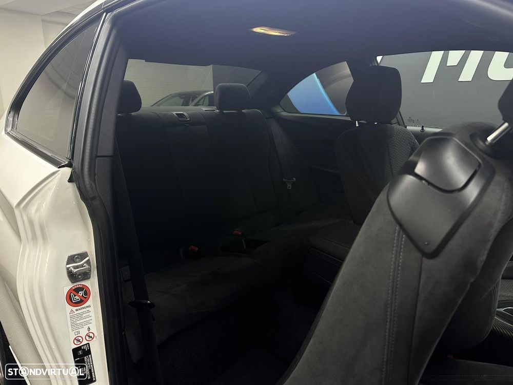 BMW 220 d Coupe Pack M Auto - 36