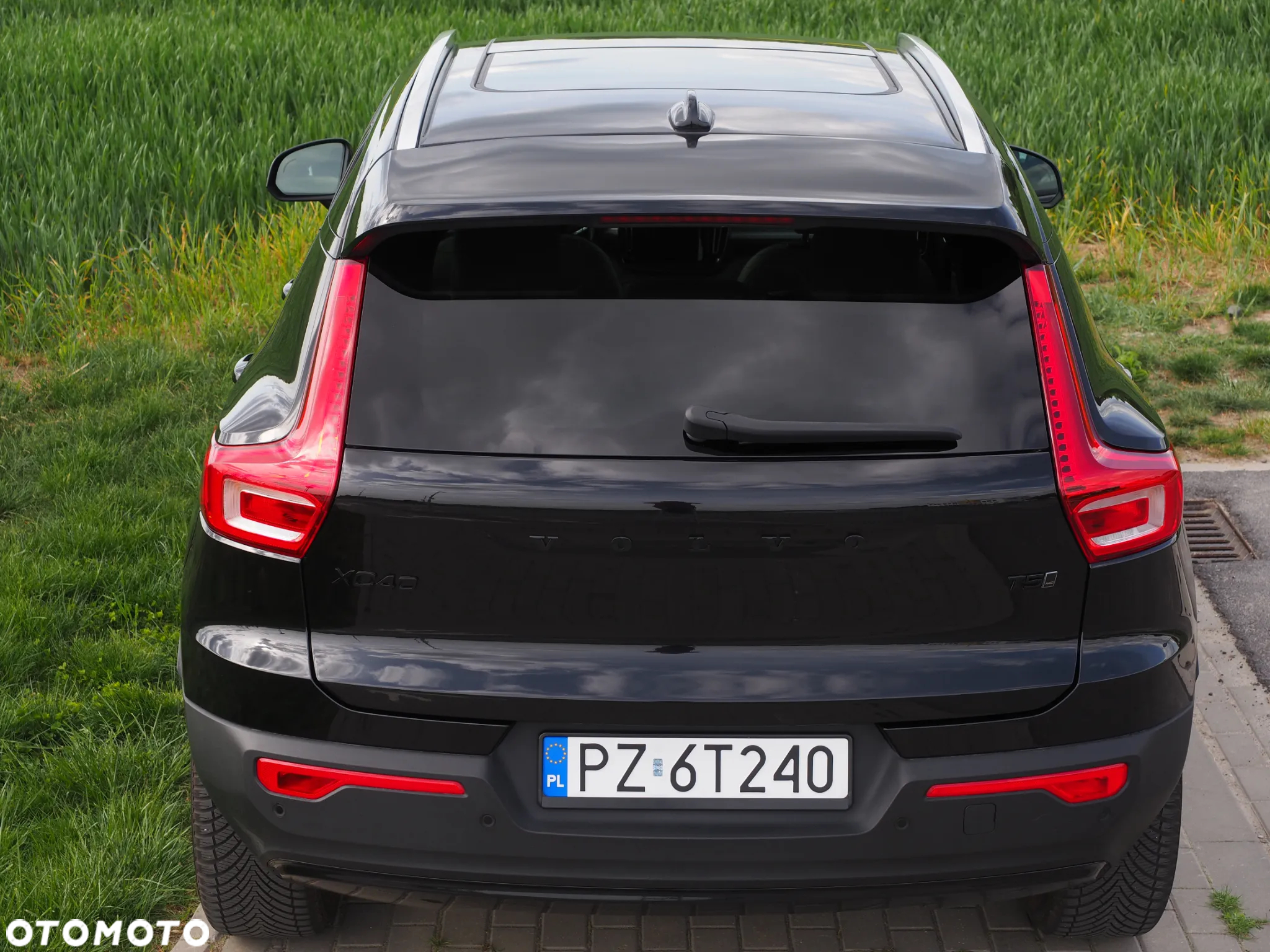 Volvo XC 40 T5 AWD Momentum