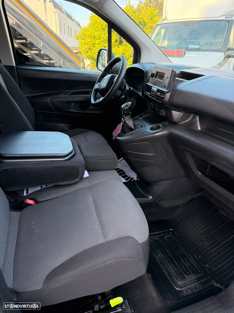 Toyota Proace City - 12