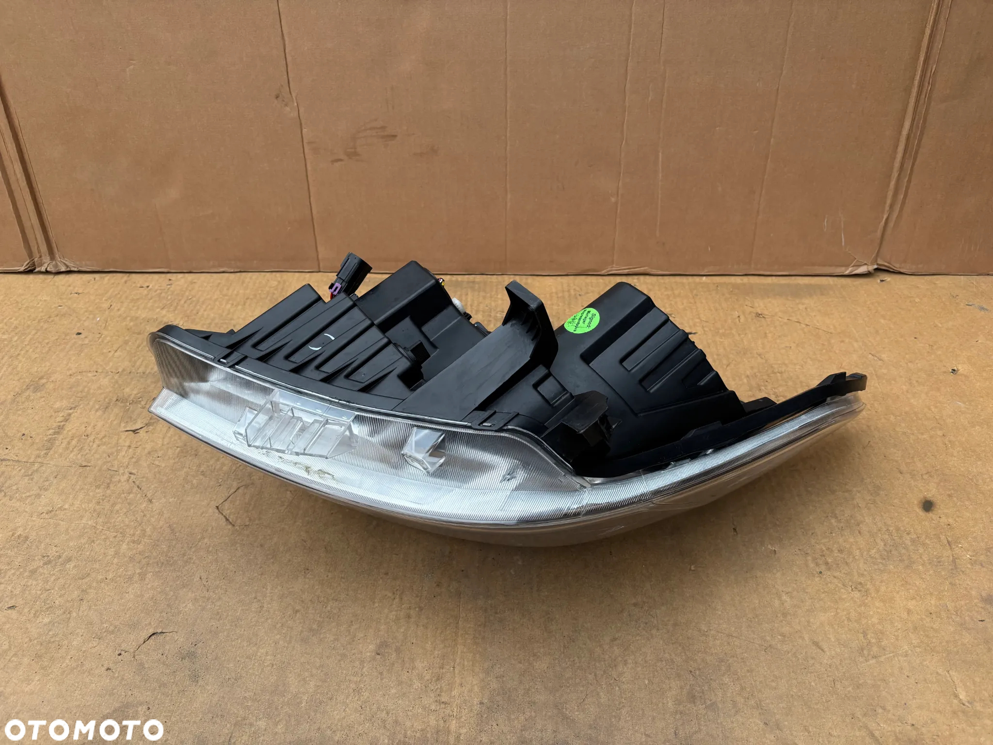 Oryginalna Lampa Przednia Prawa LDV MAXUS G10 Edeliver Europejska Ładna Zwykła H7 - 8