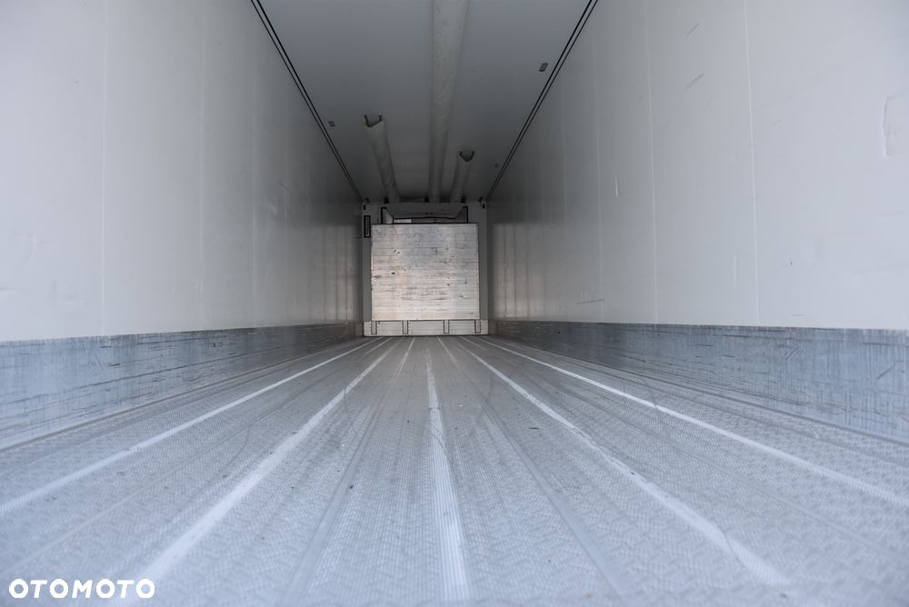 Schmitz Cargobull CHŁODNIA THERMOKING SLX PRZEBIEG 90 TYS KM / 4 RYGLE / OŚ PODNOSZONA / PALECIARA / ELEKTRYKA / STAN IDELNY JAK NOWY ! - 38