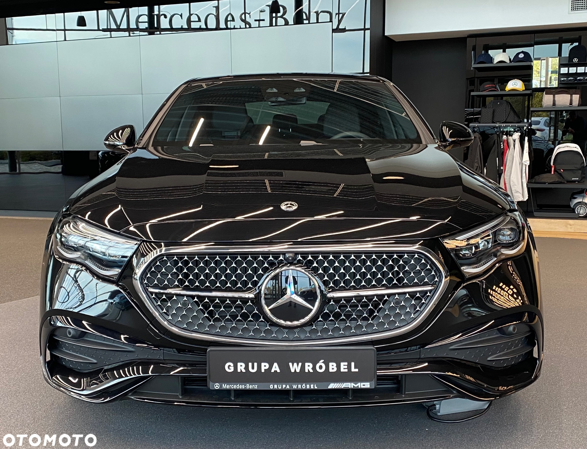 Mercedes-Benz Klasa E 200 AMG - 7