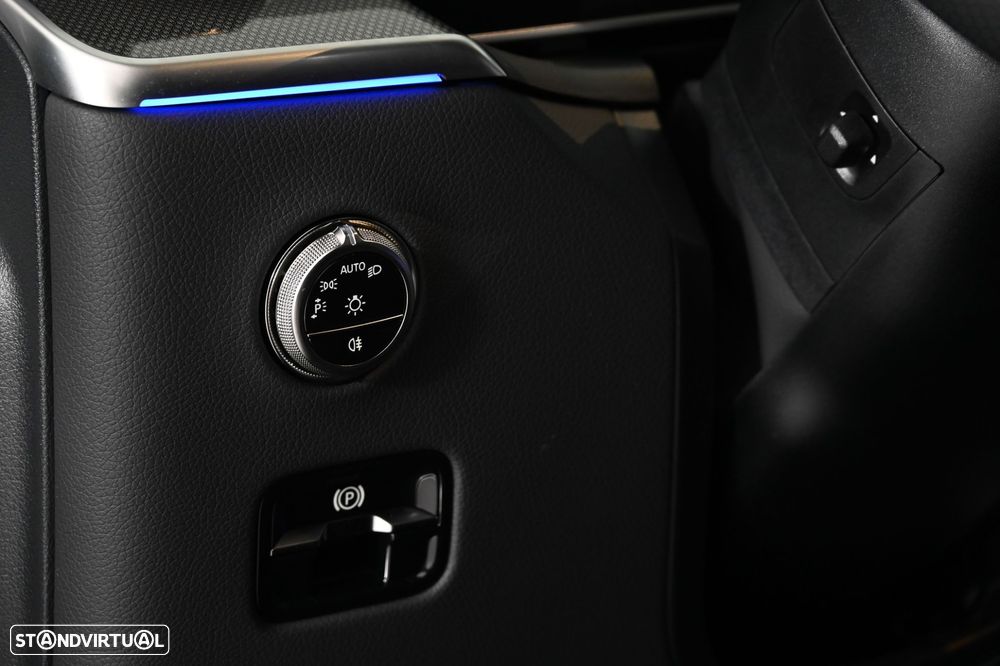 Mercedes-Benz GLC 300 - 30