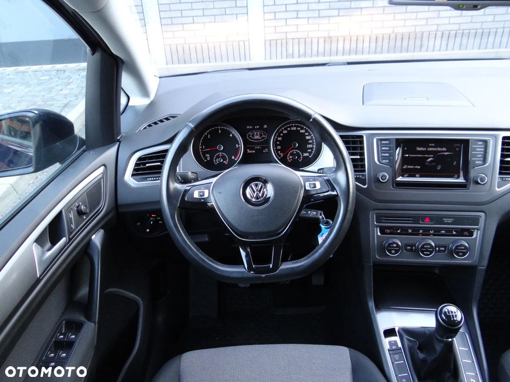 Volkswagen Golf Sportsvan 1.6 TDI BlueMotion Technology Comfortline - 24
