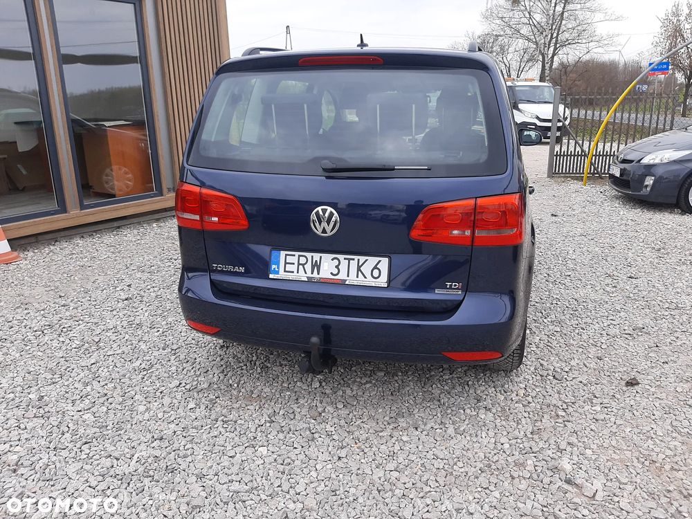 Volkswagen Touran 1.6 TDI DPF BlueMotion Technology Comfortline - 11