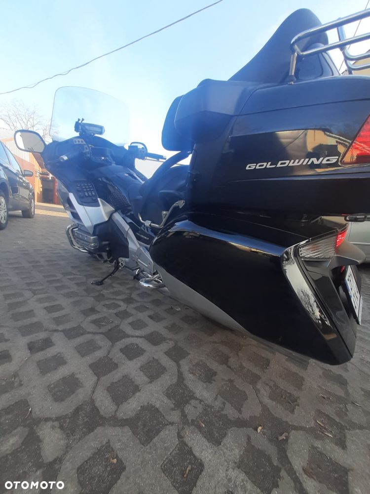 Honda GL - 10