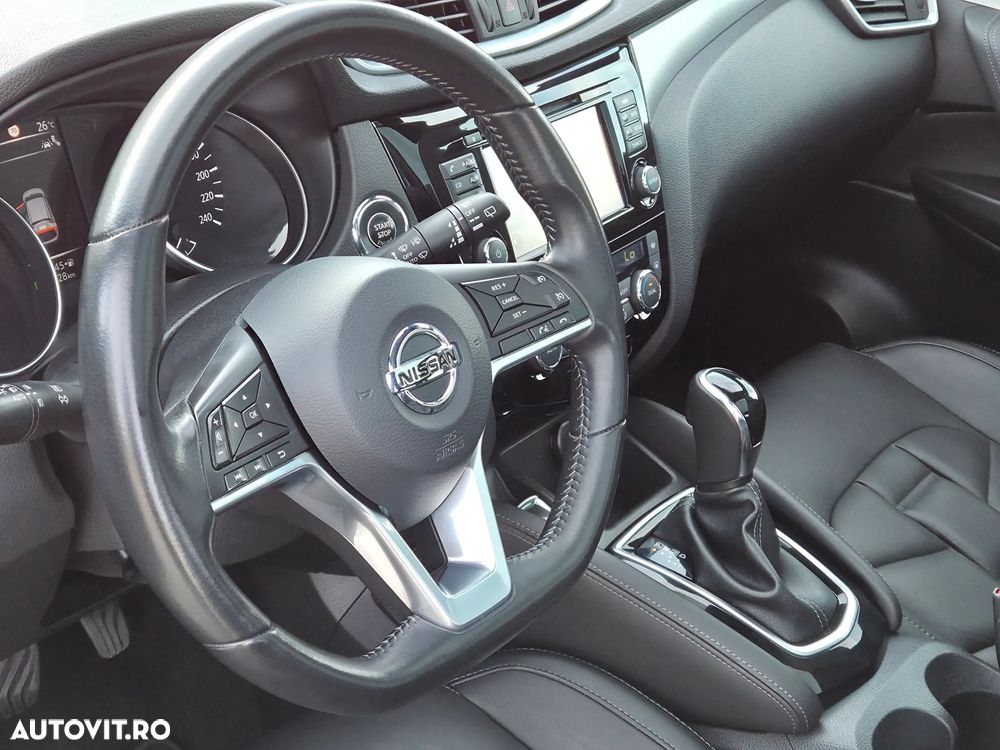 Nissan Qashqai 1.2 DIG-T Xtronic TEKNA+ - 22
