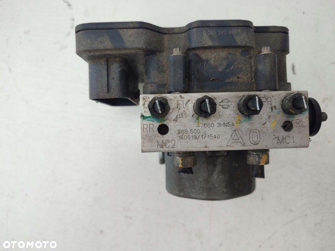 Pompa hamulcowa ABS NISSAN MICRA IV K13 LIFT 75TYS PRZEBIEGU - 3