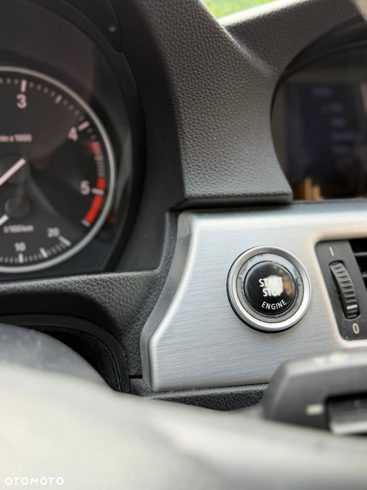 BMW Seria 3 320d xDrive DPF Edition Fleet - 25