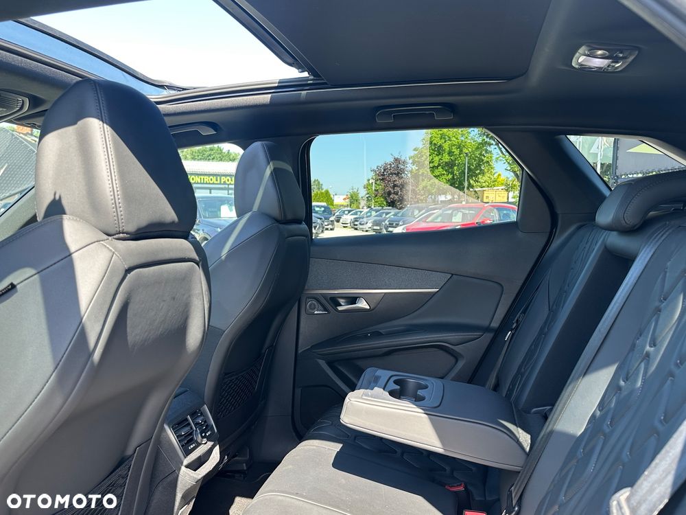 Peugeot 3008 - 18