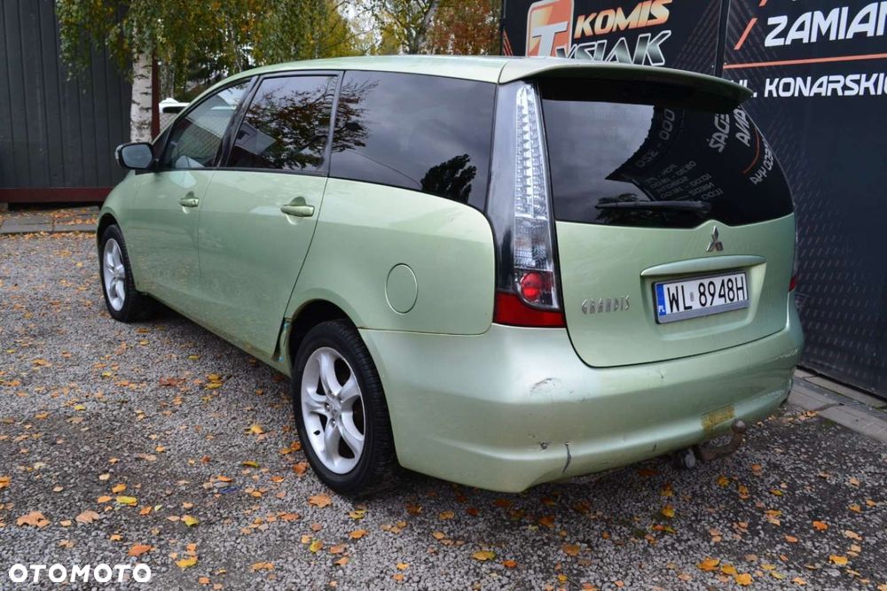 Mitsubishi Grandis - 5
