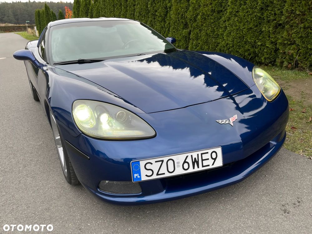 Chevrolet Corvette - 19