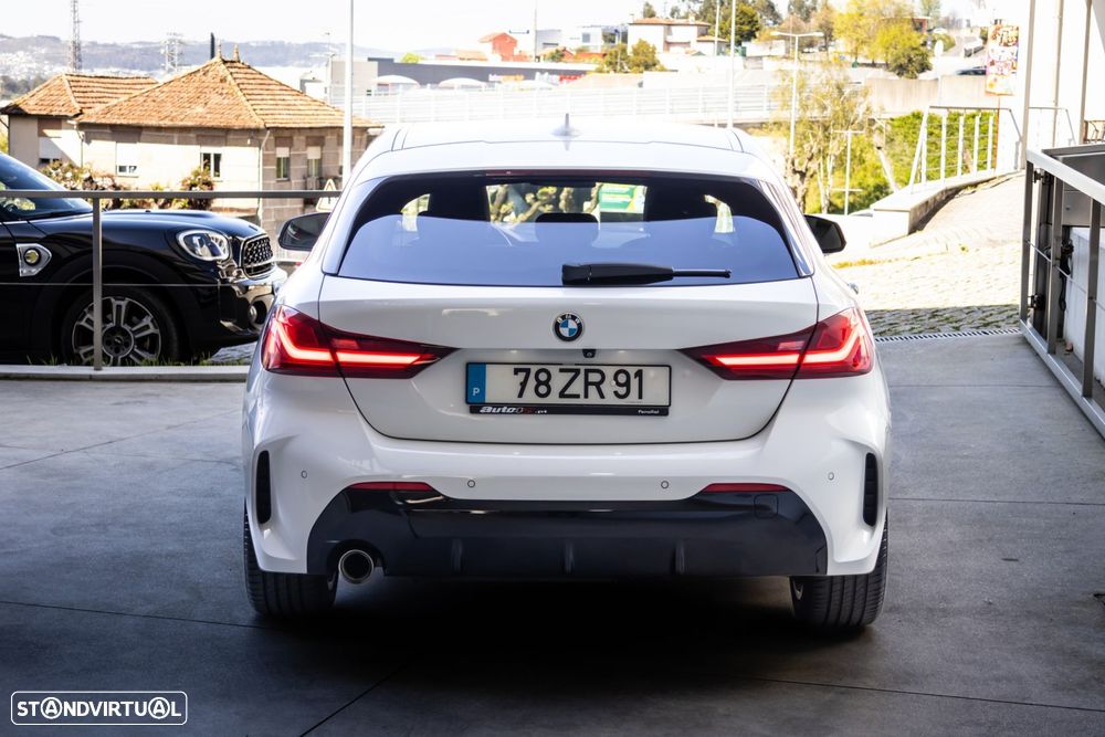 BMW 116 d Pack Desportivo M Auto - 7