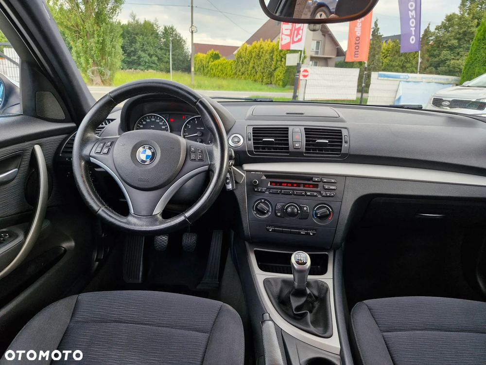 BMW Seria 1 - 23