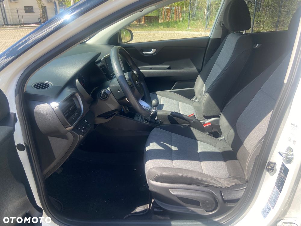 Kia Stonic 1.2 Spirit - 13