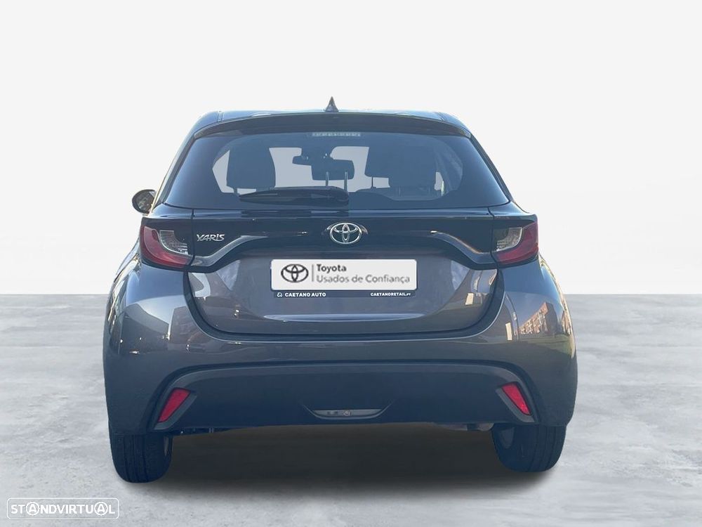 Toyota Yaris - 4