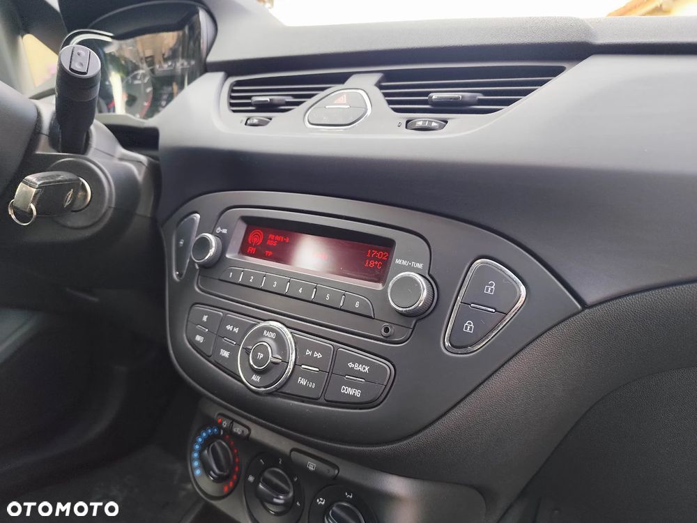 Opel Corsa 1.2 16V Edition / Active - 12